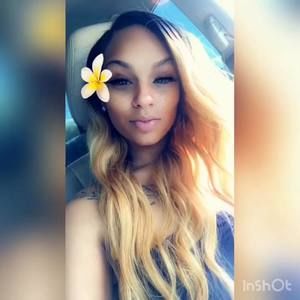 Meet your Posher, Brittany